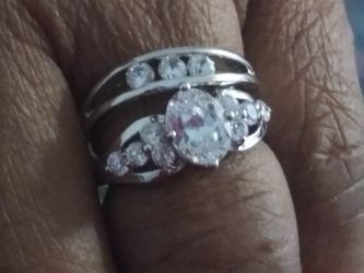 Man-made diamond silver tone ring set