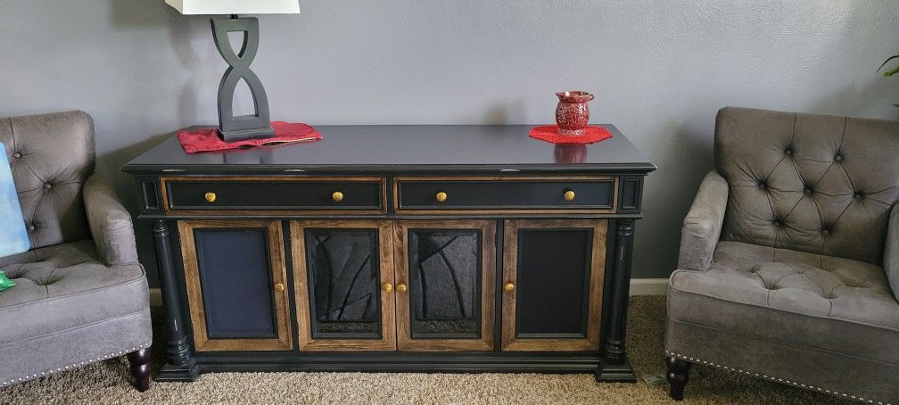 Credenza/TV Stand