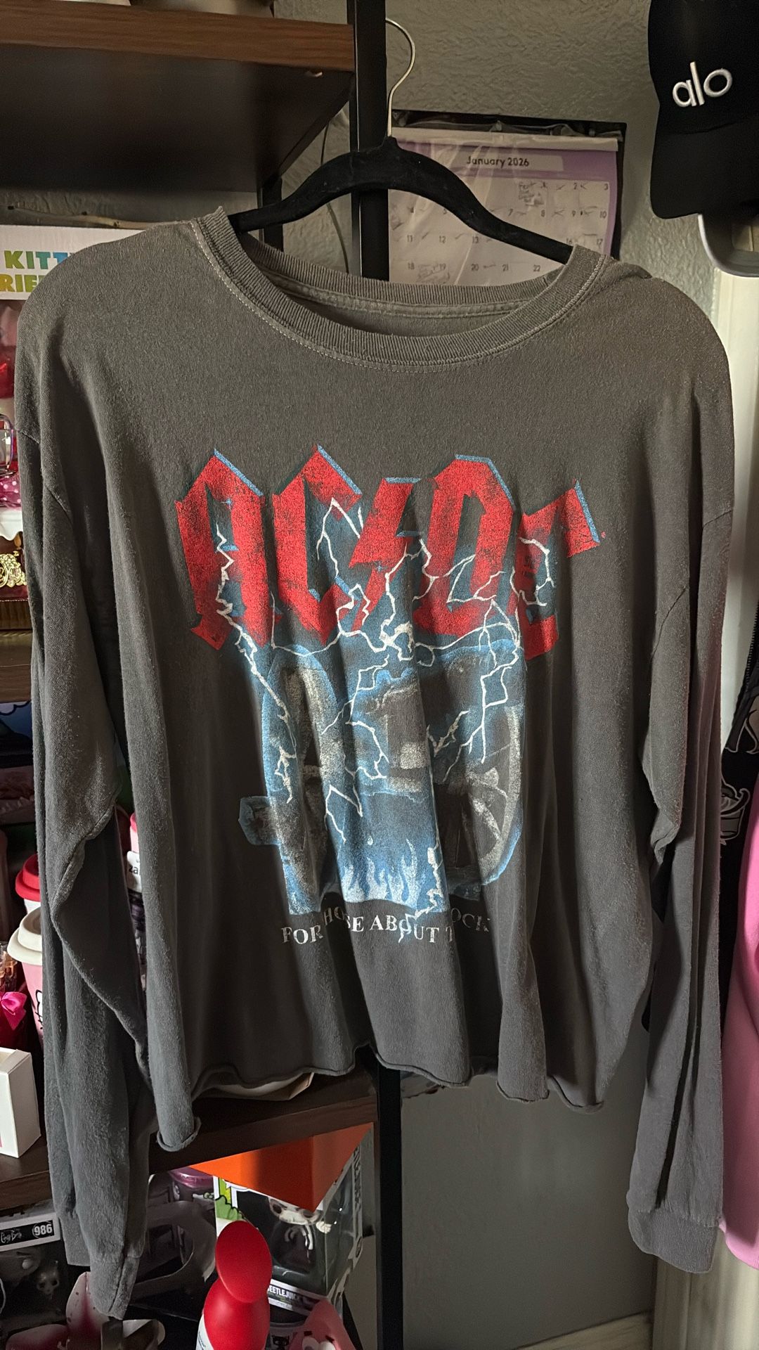 AC/DC CROPPED LONG SLEEVE SHIRT