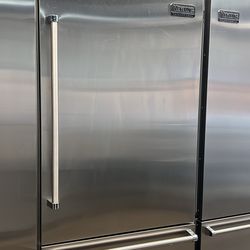 Viking 36”Wide Built In Bottom Freezer Refrigerator 5Series 