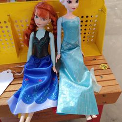 Disney Elsa And Anna Barbie Dolls 