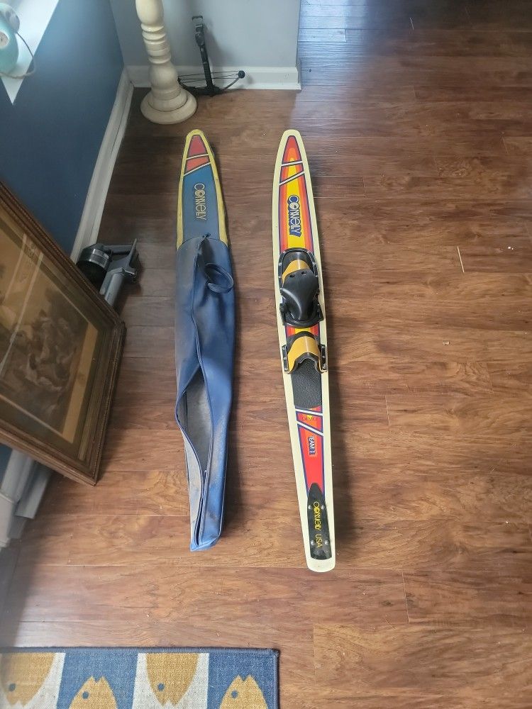 Connelly Water Ski 65'