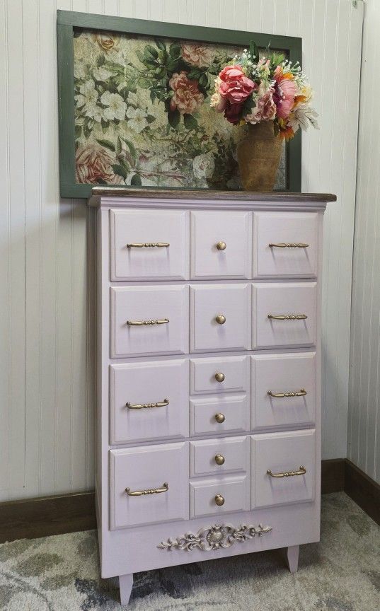 Dresser & Nightstand Set