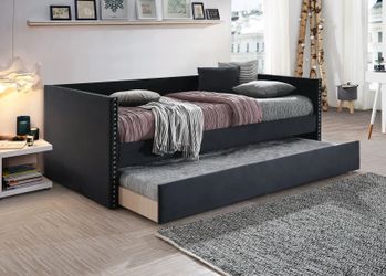 New twin/trundle + mattress