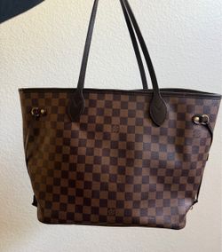 LV purse