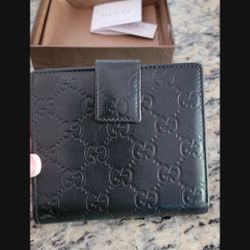 G Wallet Leather Authentic With Box