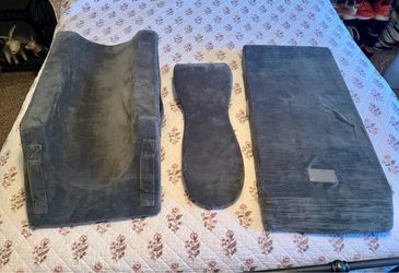 Adjustable Leg Elevation Pillow