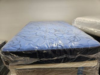 New full size Sealy blue color pillowtop mattress special