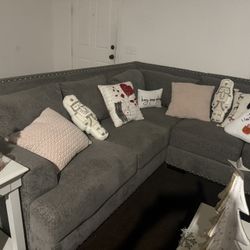 Large Sectional Couches 