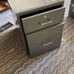 File Cabinet With Draw