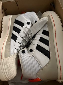 Adidas boots “Superstar Winter Trek J”