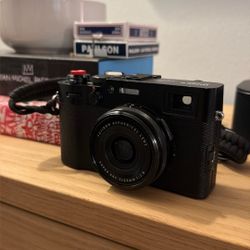 Fujifilm X100V - low Shutter Count