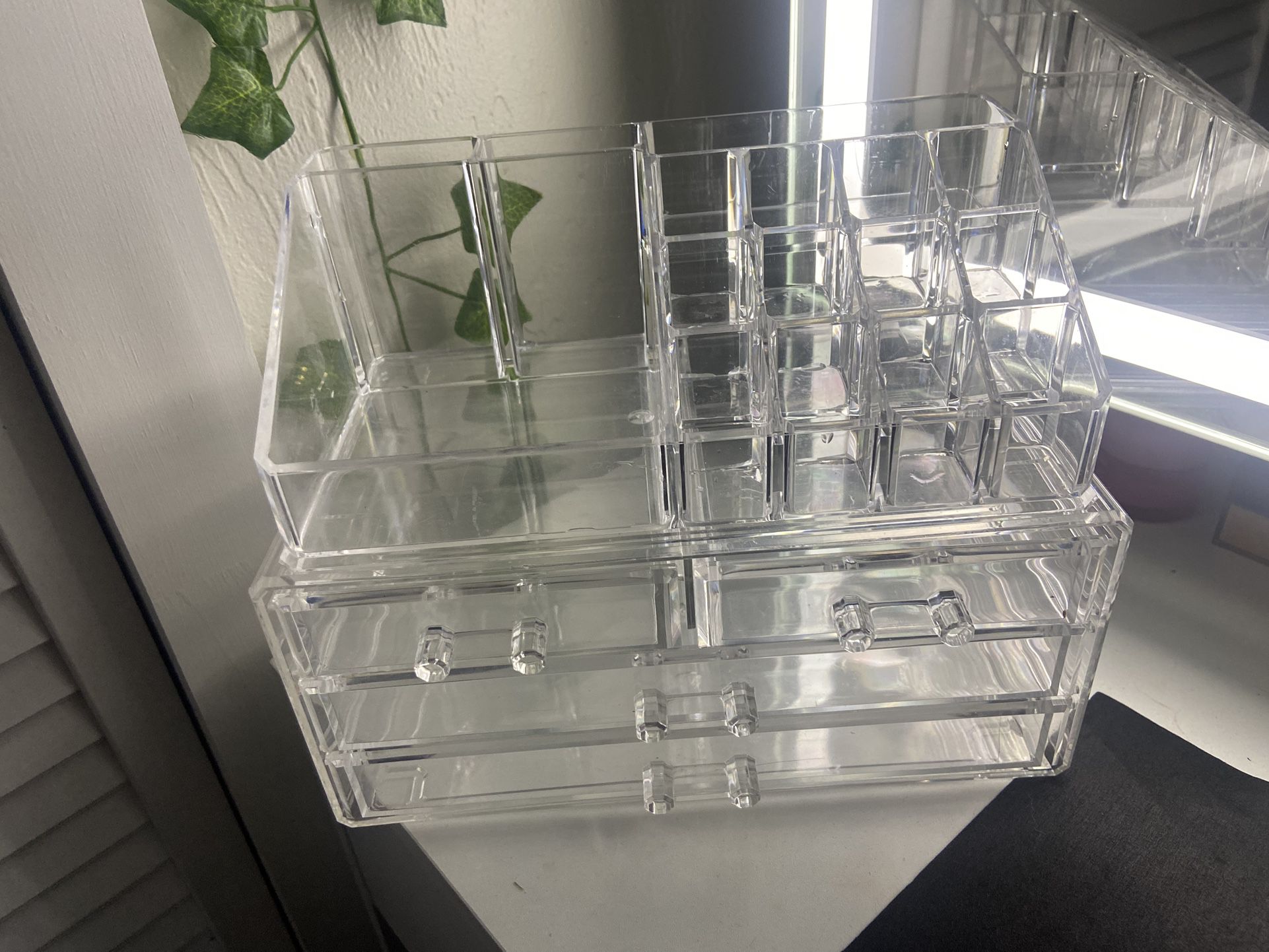 clear makeup and jewelry organizer holder