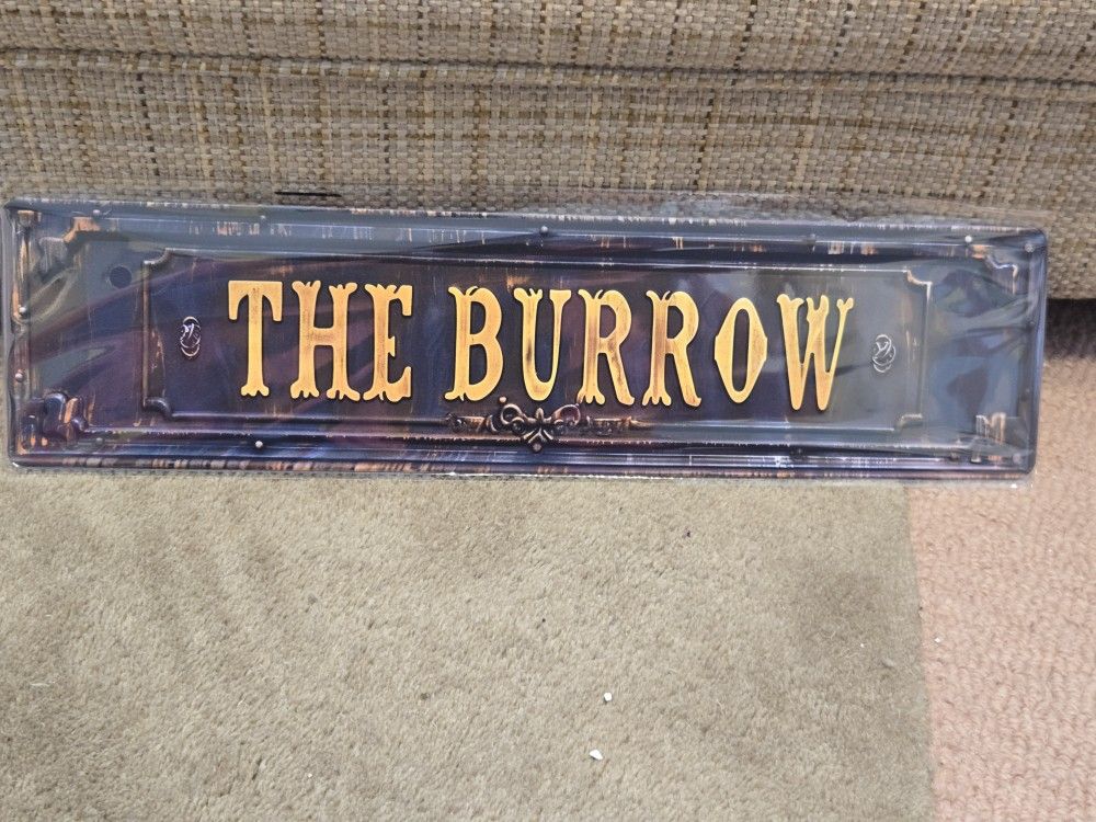 Harry Potter The Burrow Sign Tin Easy To Hang 16" X 4"