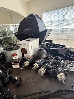 Professional Photo Studio Lighting Package – Norman D24 + PhotoCubics + Softboxes + Ring Light