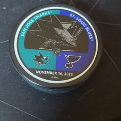 San Jose Sharks Vs St. Luis Blues Hockey Puck 