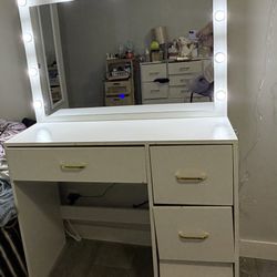 Vanity/ Tocador