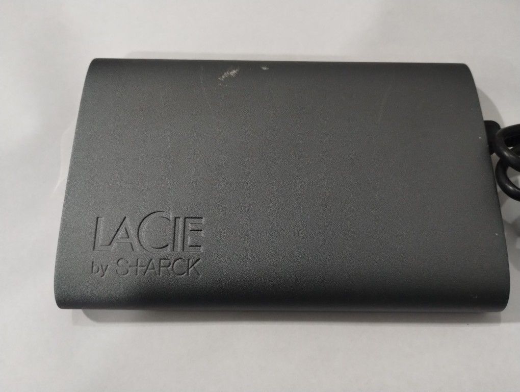 PORTABLE HARD DRIVE LACIE-500 GIG