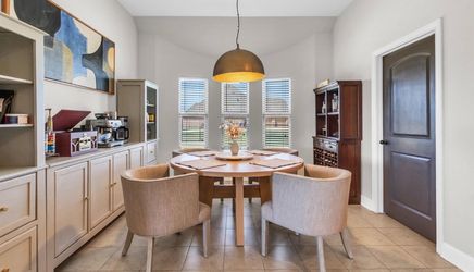 Set of 4 dining chairs