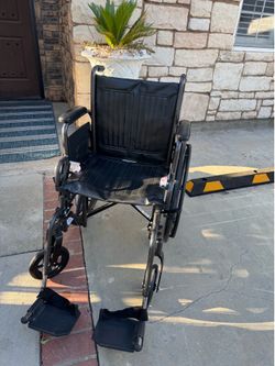 Wheelchair (MedLine)