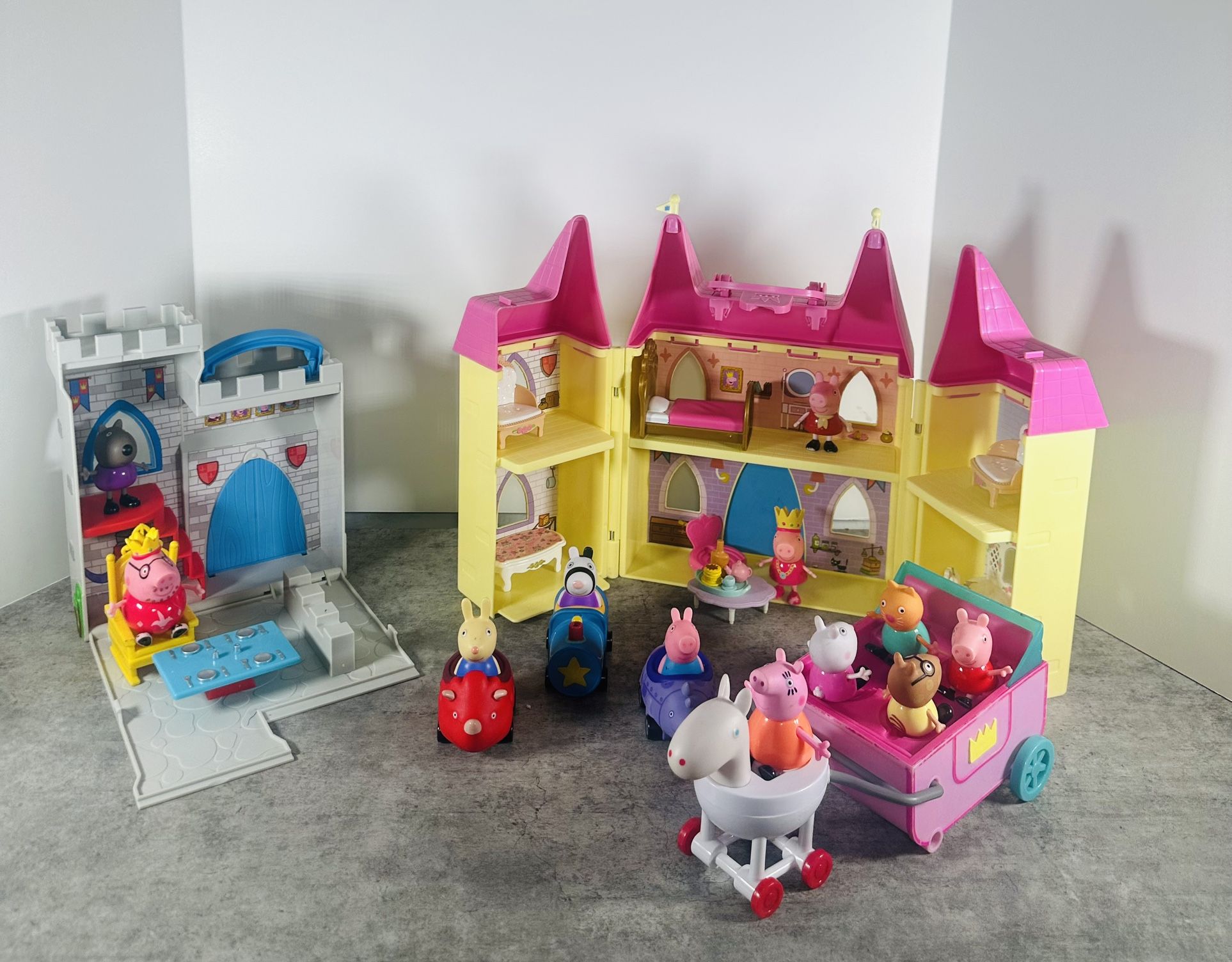 Peppa Pig Castle Playset