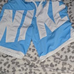 Nike Basketball Shorts Size Small
