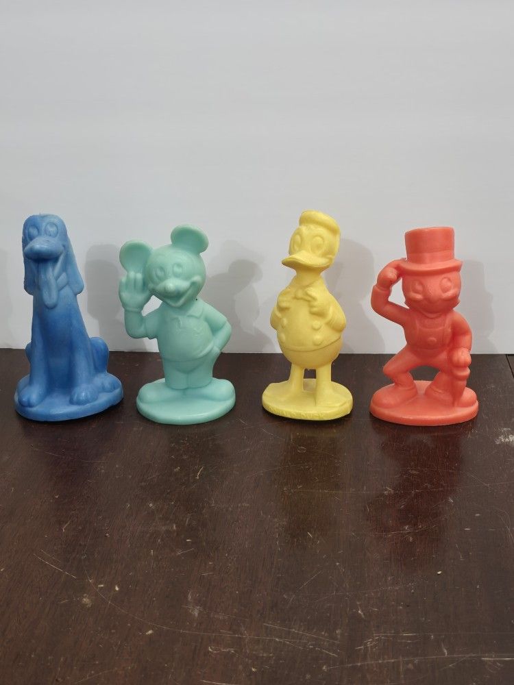 Vintage set of 4 Disney Characters