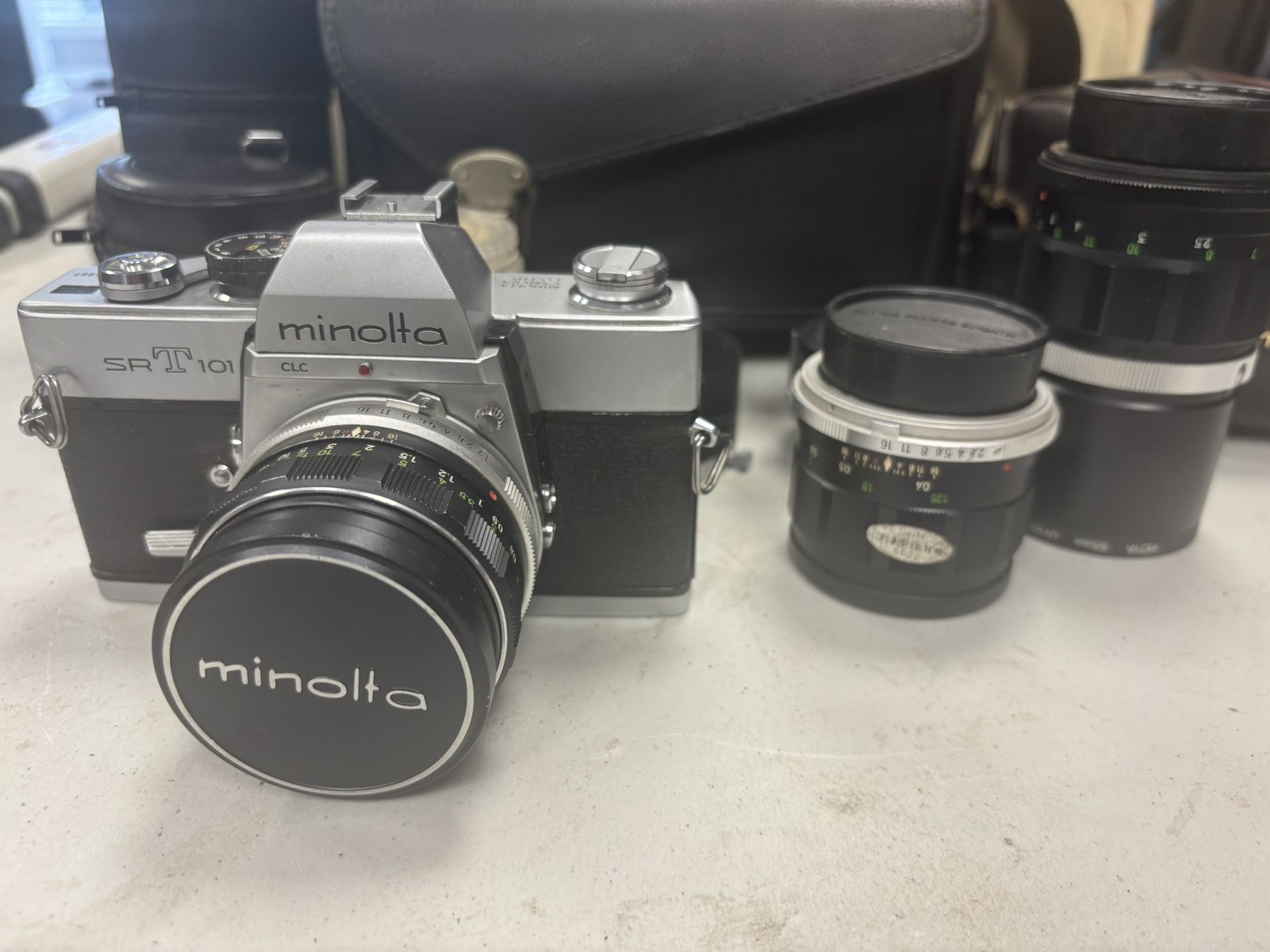 Minolta SRT 101 Film Camera Vintage Carrying Case Full Kit with