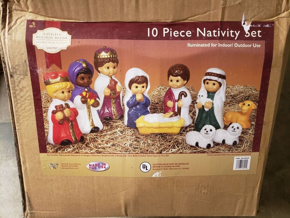 General Foam 10pc Nativity Set + 3 Added Pcs