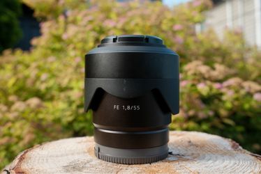 Sony Zeiss 55mm f/1.8 Lens