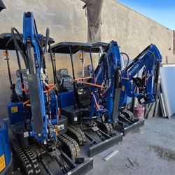 EXCAVATORS R15 ECO1.5T AND R10 ECO 1T