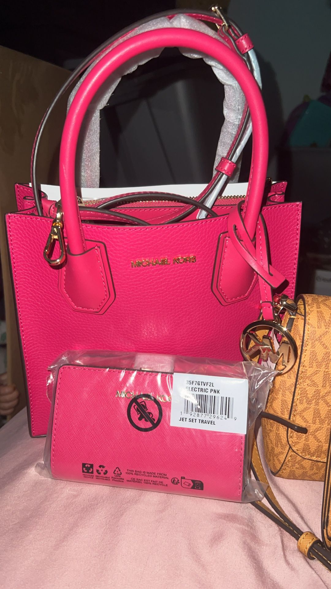 Michael Kors hot Pink Bag With Wallet