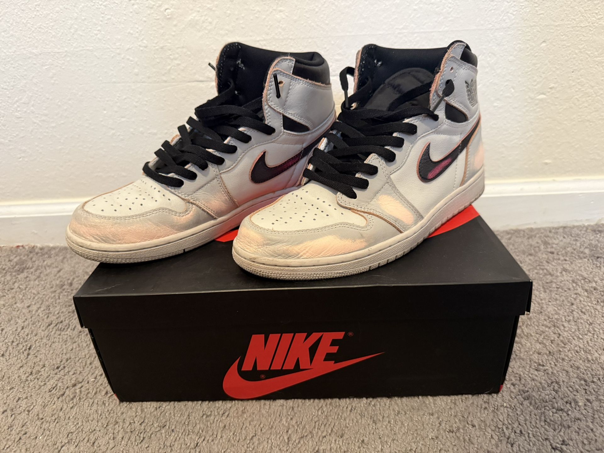 Air Jordan 1 High OG Defiant