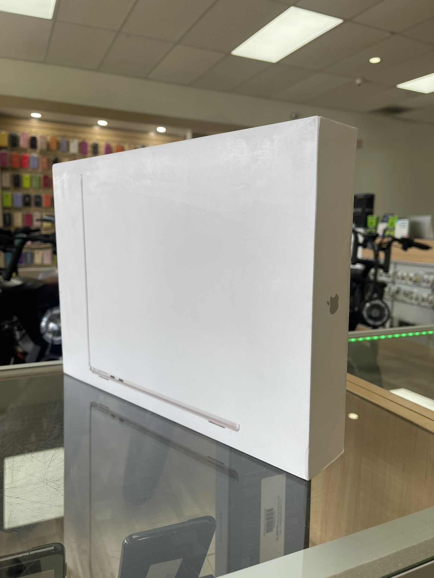 Apple MacBook Air 2025 ‘M4’ 13-inch Brand New Own It Today With Easy And Accesible Financing Options! No Credit Needed! $10 To $100 Down!