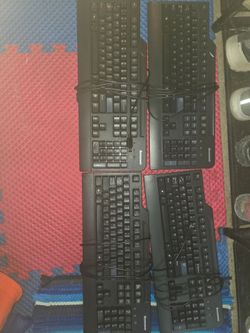 (4) Black Lenovo SK-8825 USB wired full-size keyboard