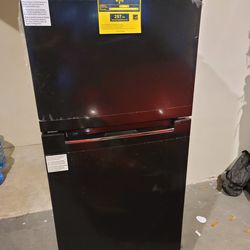 Magic Chef 10.1 cu. ft.