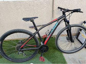 Bike - Specialized Rockhopper Large frame 29 inch tires
