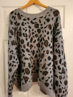 Women's PLUS Size A.N.A. brand...Cheetah Print Sweater...size 3x