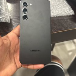 Samsung S23 + 256 GB Factory Unlocked 