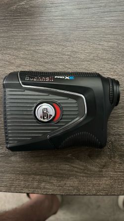 Bushnell Pro XE Range Finder