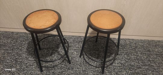 Walmart
Hampden Furnishings Flynn 24" Masonite Steel Stool (Pack of 2)