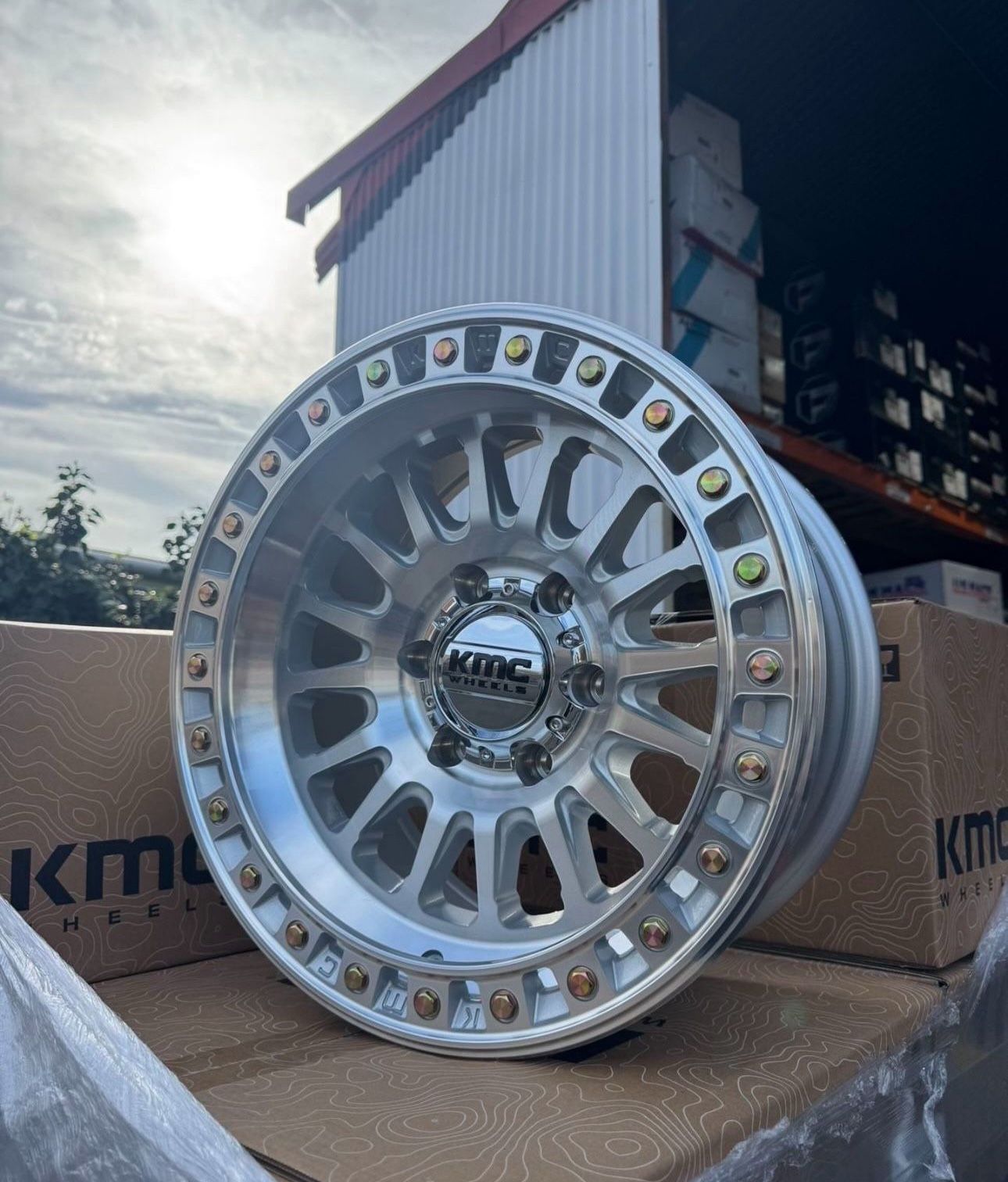 NEW 17β KMC WHEELS FOR SILVERADO SIERRA 1500 TOYOTA TACOMA 4RUNNER LEXUS