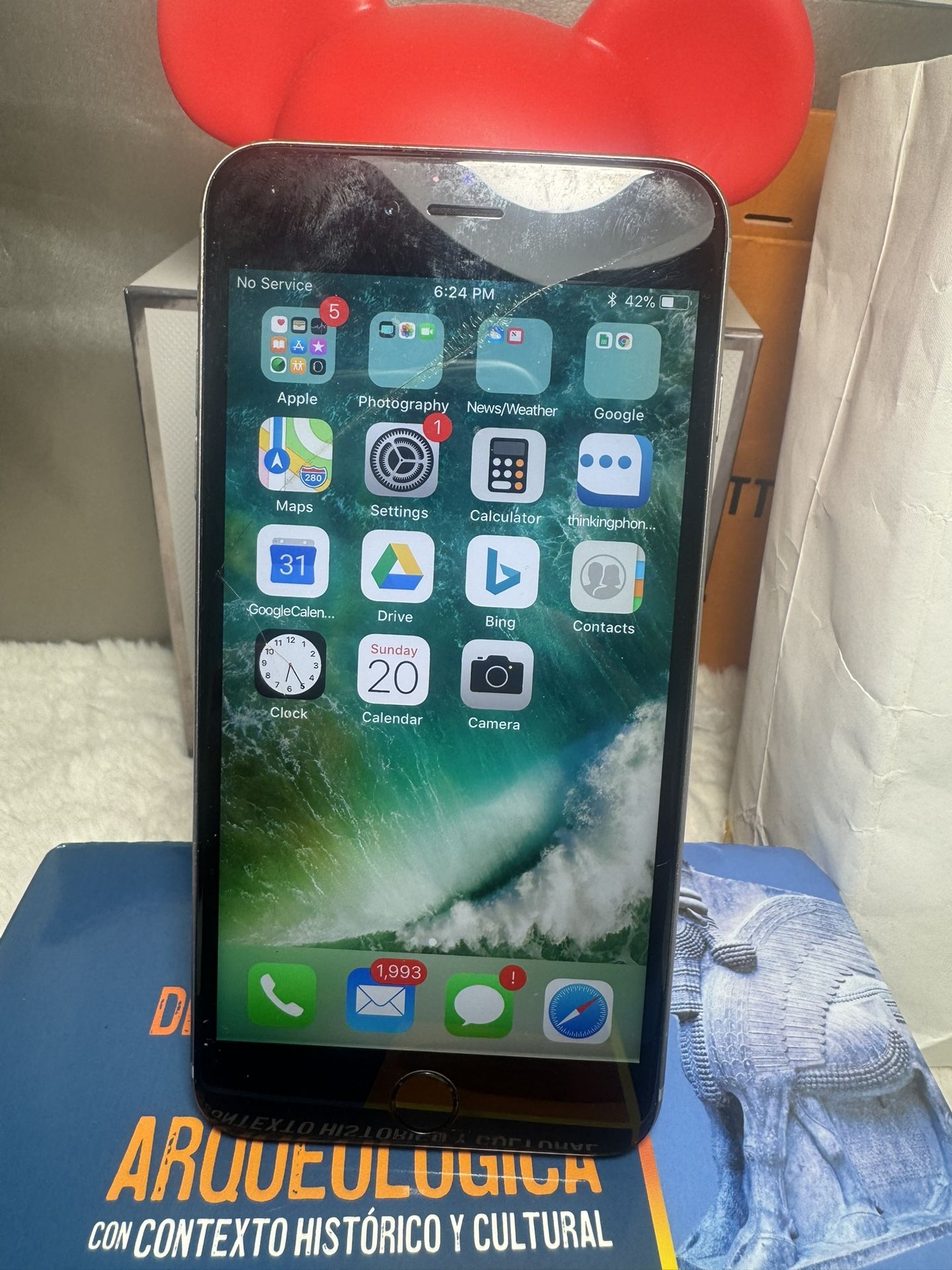 Apple iPhone 6 Plus (64GB) / Activation on. (Read)