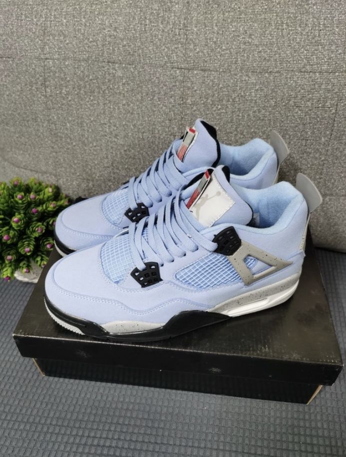 Jordan UNC 4s