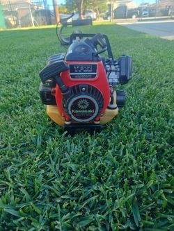 Kawasaki TF22 commercial weed wacker