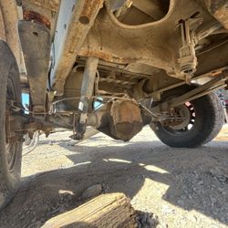 05 Durmax Rear End With Leaf Springs 