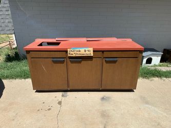 Outside Bar