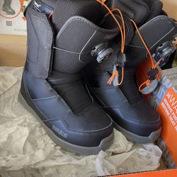 Like New Condition Snow Boots