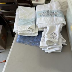 Decorative Bath Towel Set
