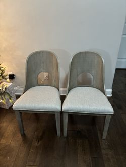 Set Of 2 Chairs 